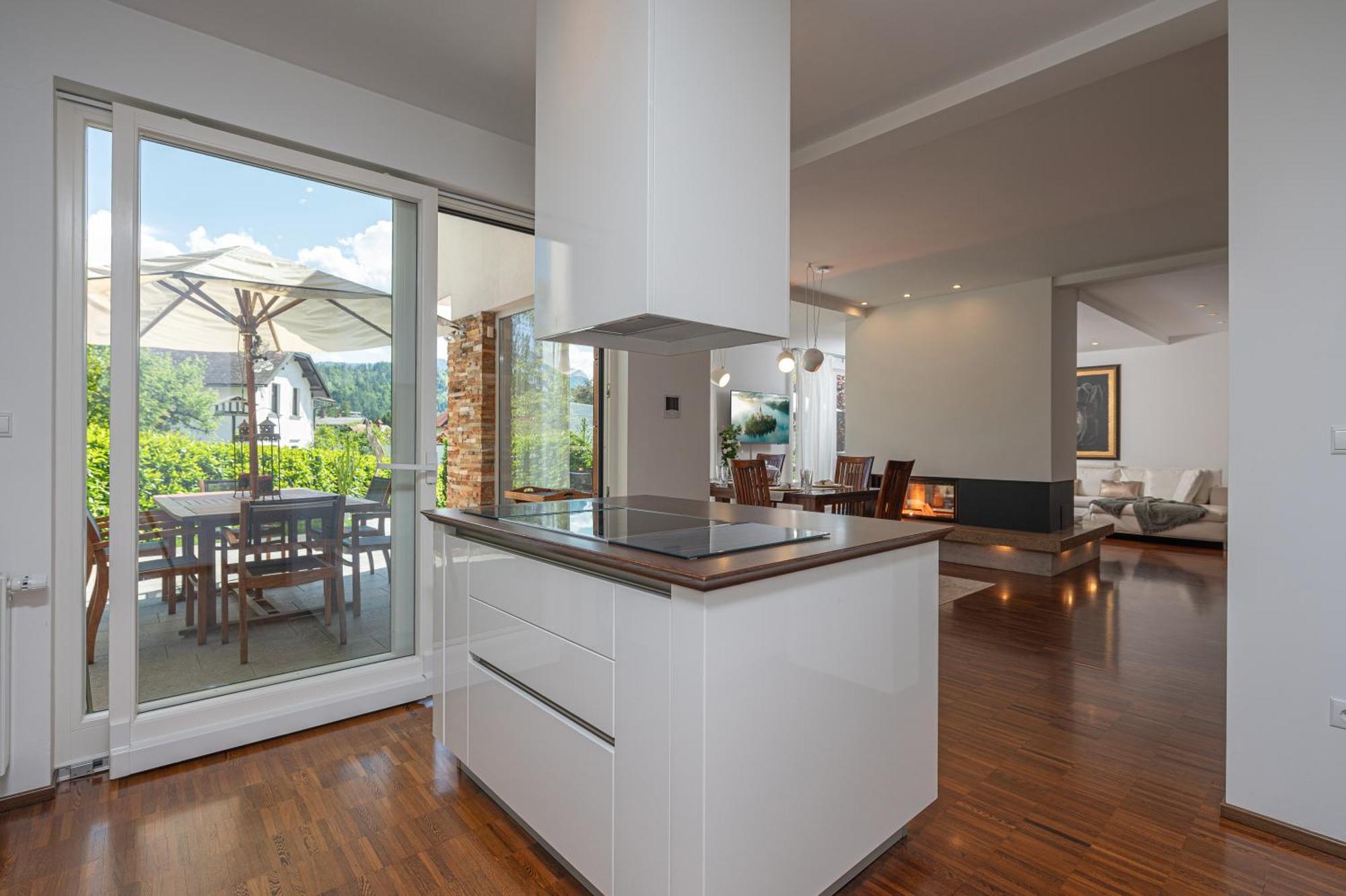 Luxury Apartment Nana Bled Bagian luar foto
