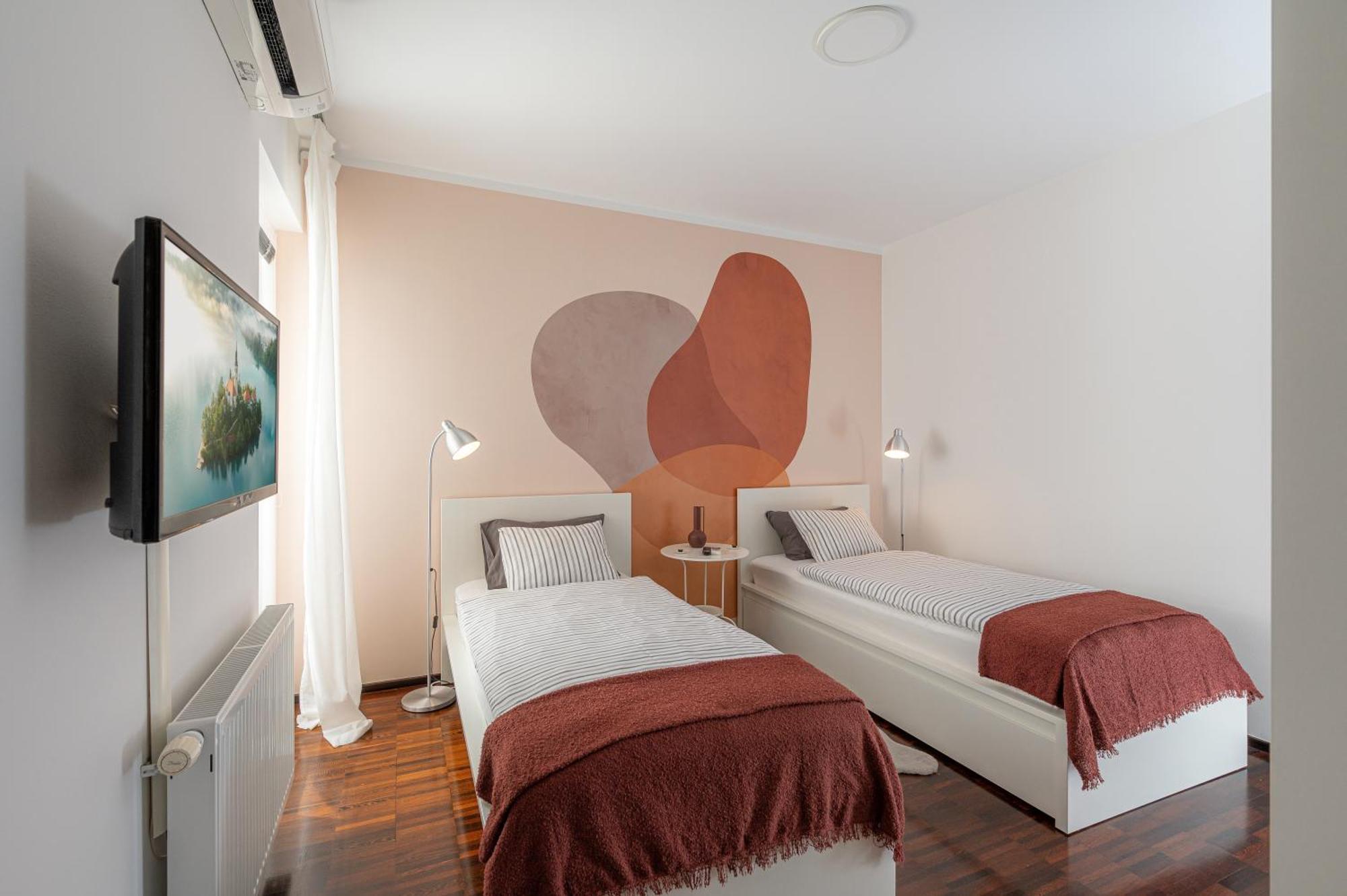 Luxury Apartment Nana Bled Bagian luar foto