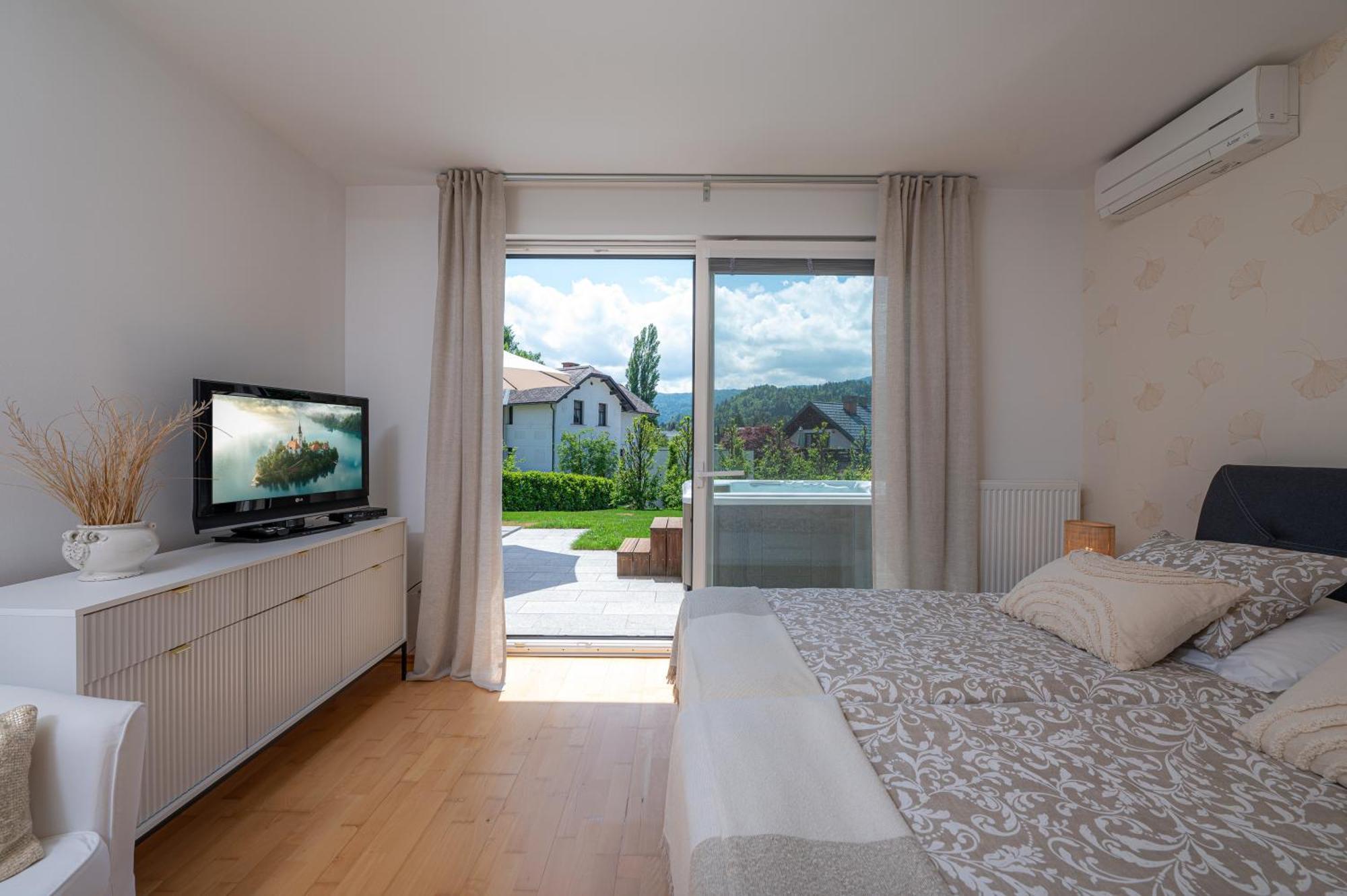 Luxury Apartment Nana Bled Bagian luar foto