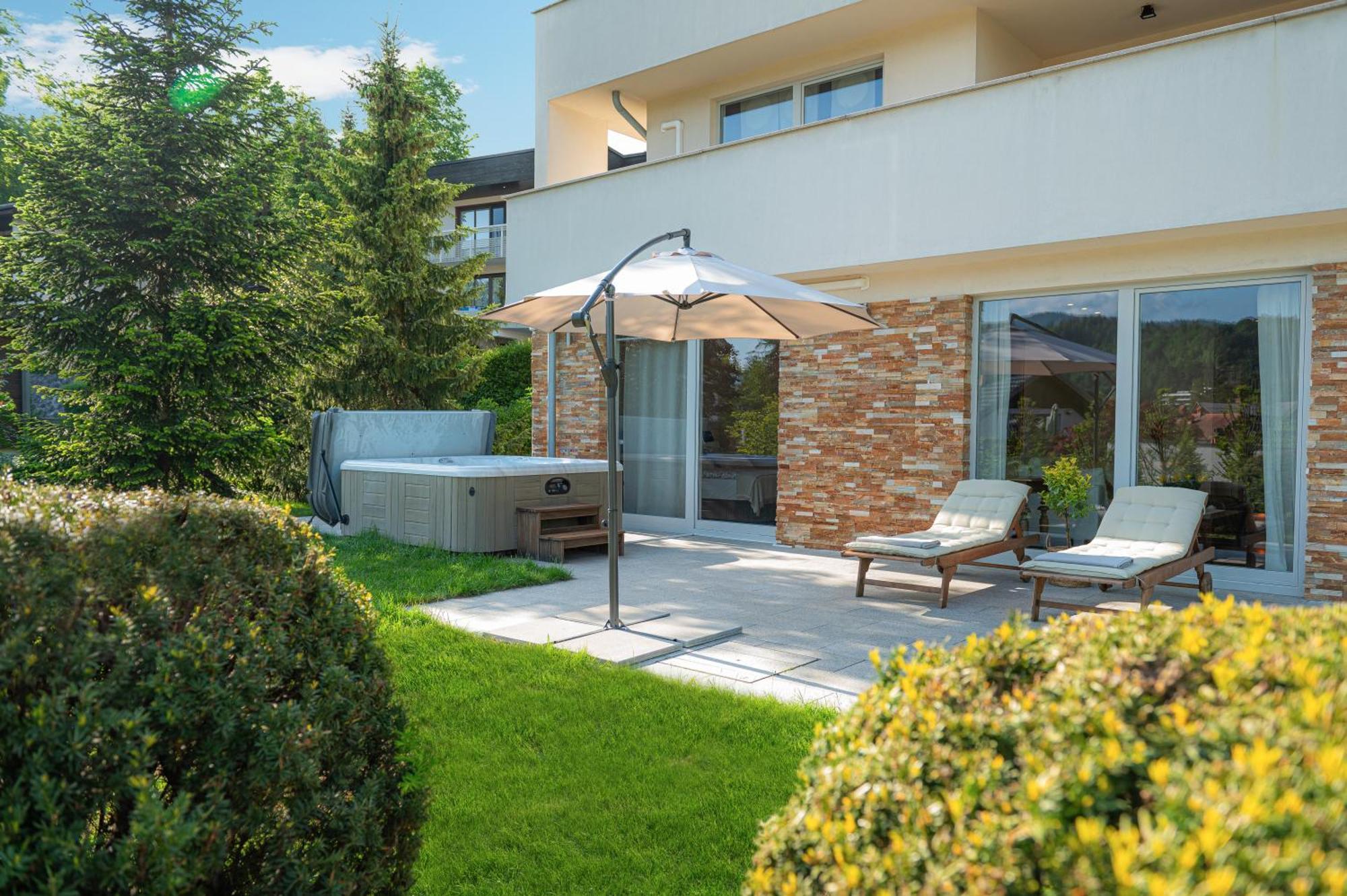 Luxury Apartment Nana Bled Bagian luar foto
