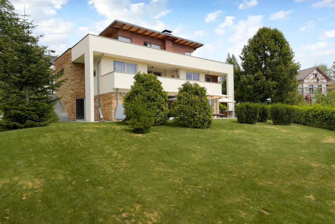 Luxury Apartment Nana Bled Bagian luar foto